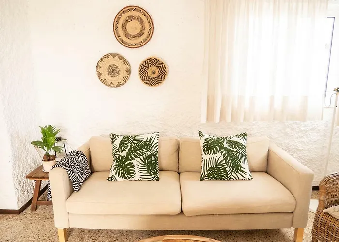 Monte Rojo Дом отдыха