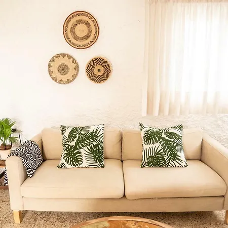 Monte Rojo Holiday home